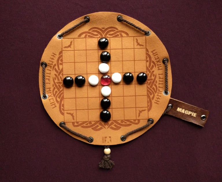 Hnefatafl Magpie